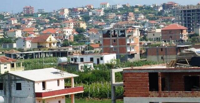 Vendim, 556 ish-pronare marrin 3.4 milion euro shperblim